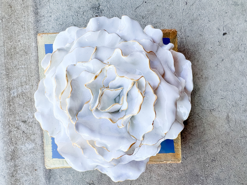 Wedgewood Blue Flower