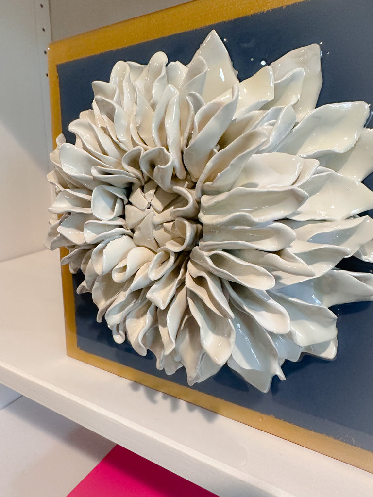 Wedgewood Blue Giant Dahlia