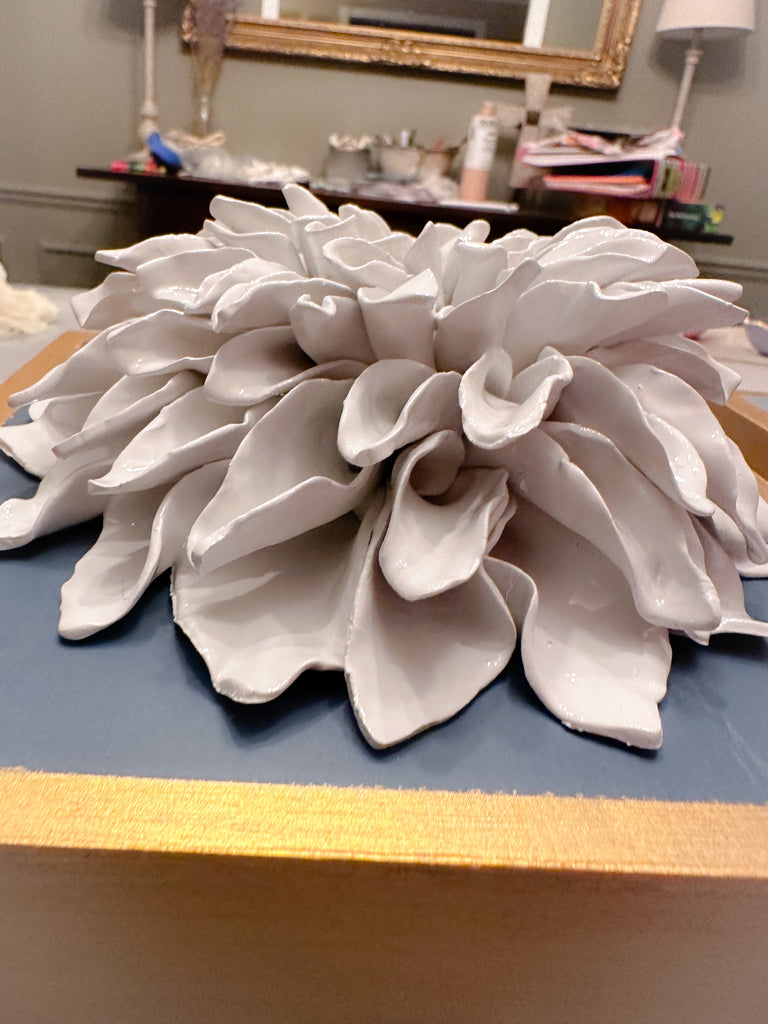 Wedgewood Blue Giant Dahlia
