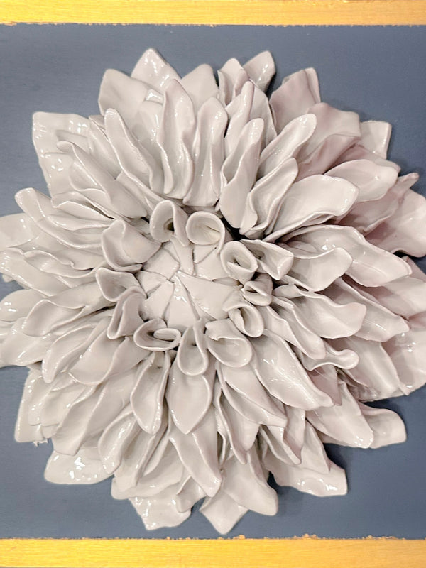 Wedgewood Blue Giant Dahlia